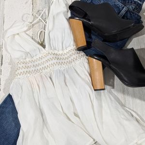 Sun and shadow sleeveless Boho style top size xxs